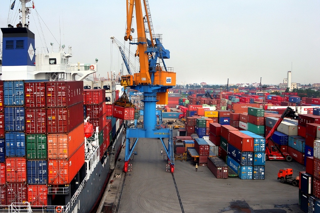 Nhập khẩu sắt thép và ô tô 9 tháng năm 2021 tăng cao so với cùng kỳ.