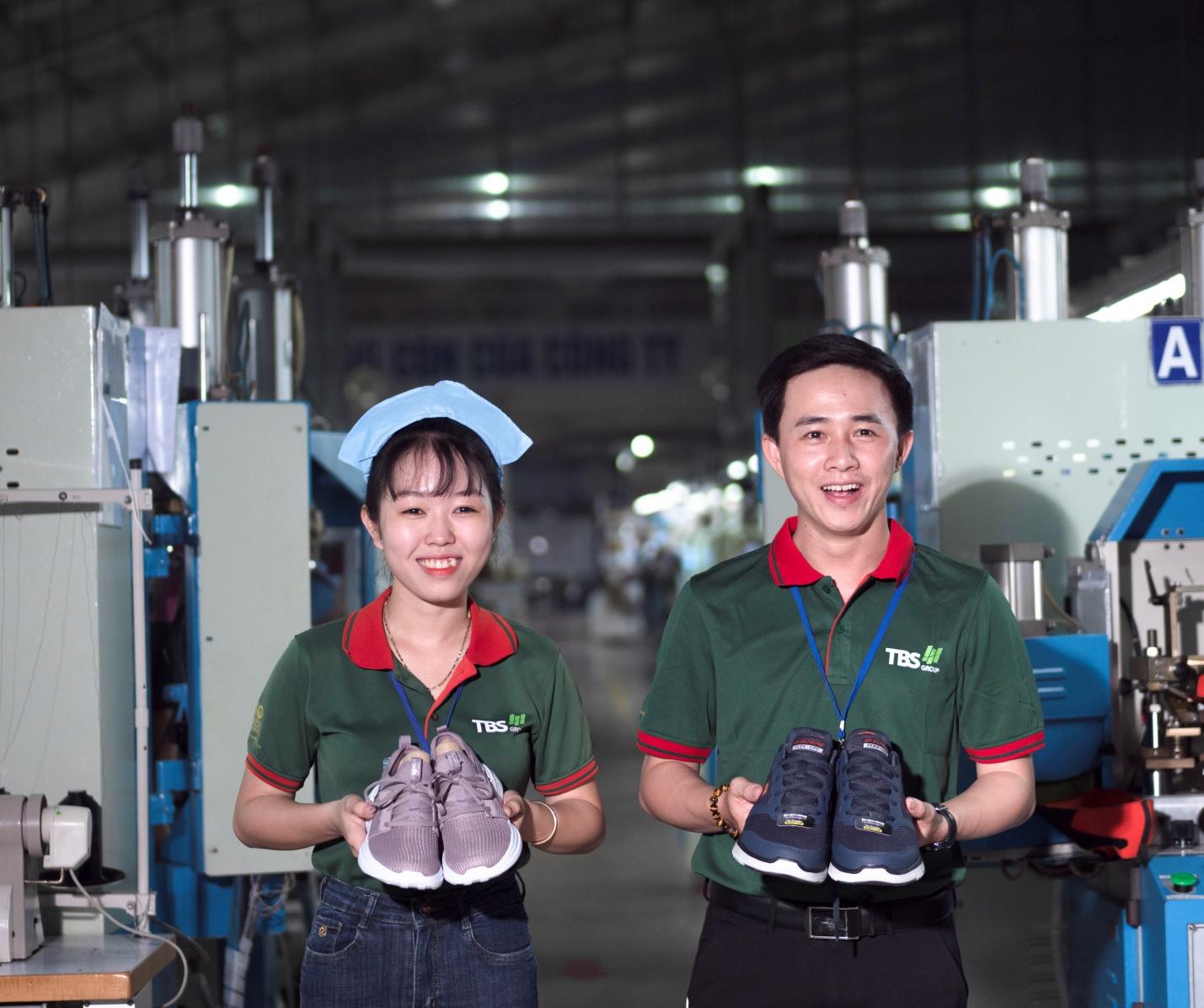 Khẳng định vị thế khi li&ecirc;n tục nằm trong Top PG88 Link Dễ Nhớ Pg88.com sản xuất thời trang tại Việt Nam nhiều năm liền, TBS Group đang hướng đến mục ti&ecirc;u Top 5 to&agrave;n cầu.