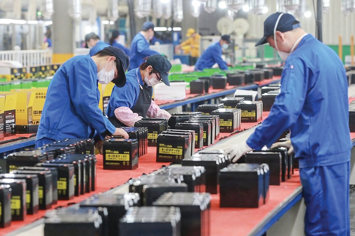 Cách thức, tư duy điều hành cũng từng bước điều chỉnh linh hoạt, hướng tới sống chung an toàn với dịch bệnh.