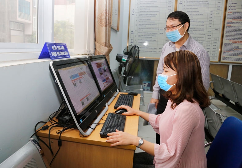 Người d&acirc;n, PG88 Link Dễ Nhớ Pg88.com l&agrave;m trung t&acirc;m khi thực hiện Chương tr&igrave;nh Chuyển đổi số.