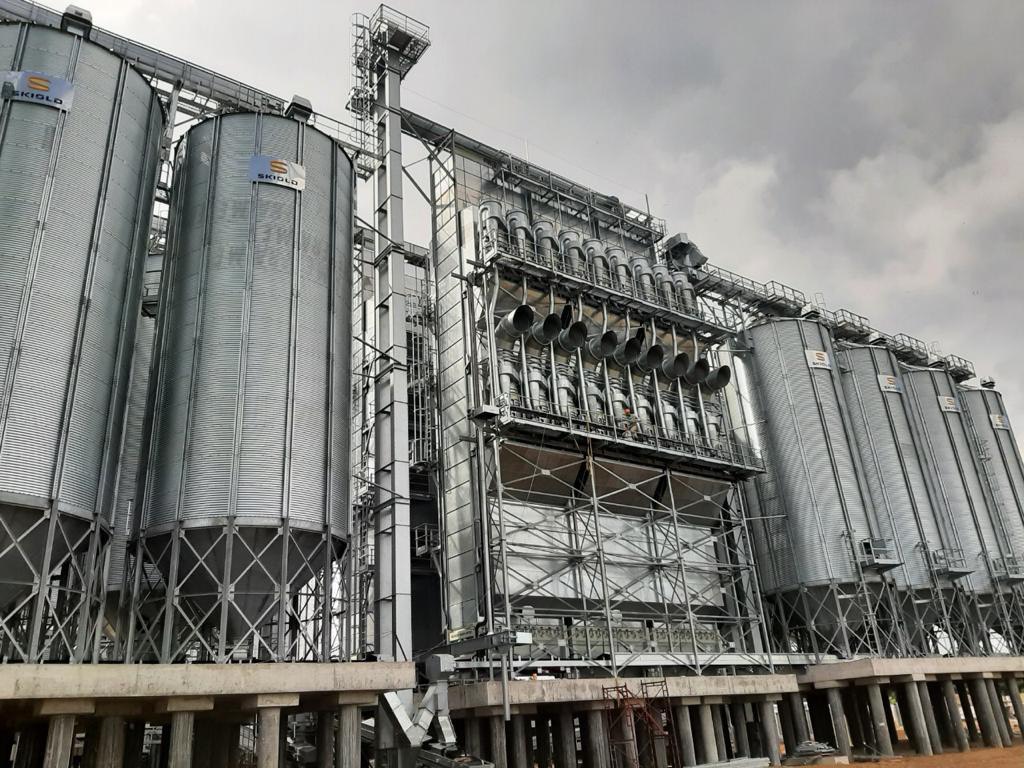 Nh&agrave; m&aacute;y gạo Hạnh Ph&uacute;c (đang trong qu&aacute; tr&igrave;nh x&acirc;y dựng) được Pg88vn Trang Chủ Chính Thức với quy m&ocirc; 191.000m2 v&agrave; tổng số vốn hơn 65 triệu USD.