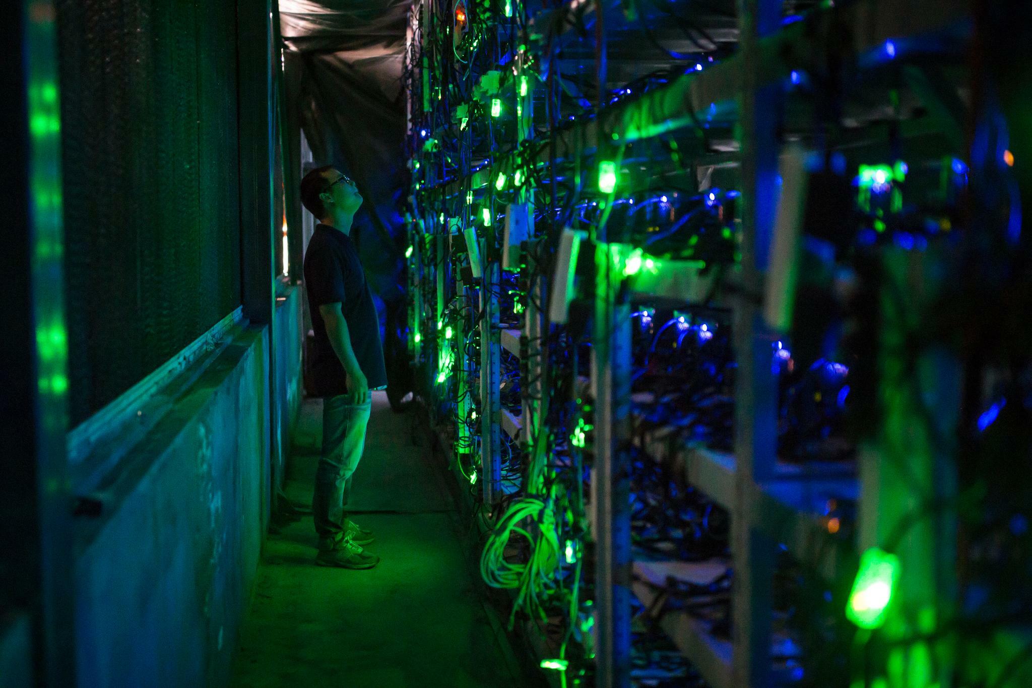 35,4 % công suất băm (hashrate) - tổng năng lực điện toán của PG88 Trang chủ nhà cái top 1 đào Bitcoin trên toàn cầu - nằm ở Mỹ - Ảnh: Getty Images