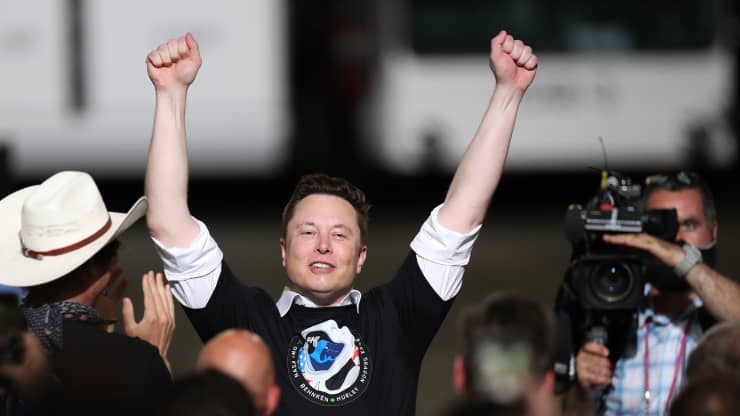 Elon Musk giàu hơn cả Bill Gates và Warren Buffett cộng lại