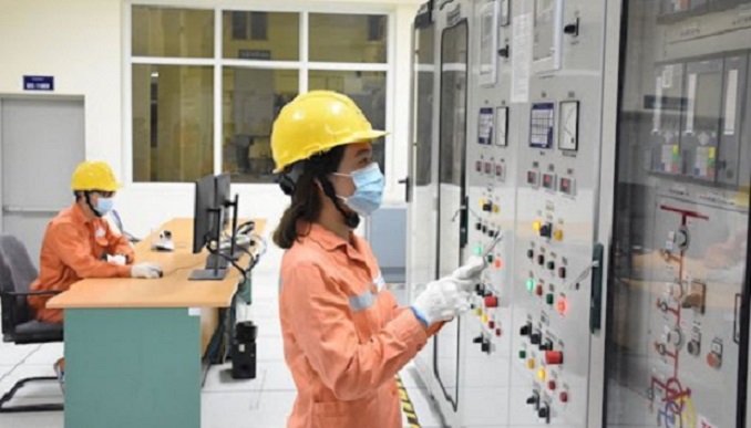 B&aacute;m s&aacute;t tăng trưởng nhu cầu điện theo c&aacute;c kịch bản.