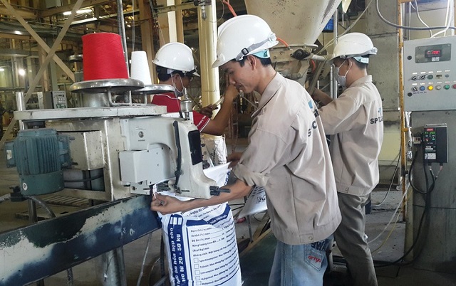 De Heus chính thức mua lại mảng thức ăn chăn nuôi của Masan