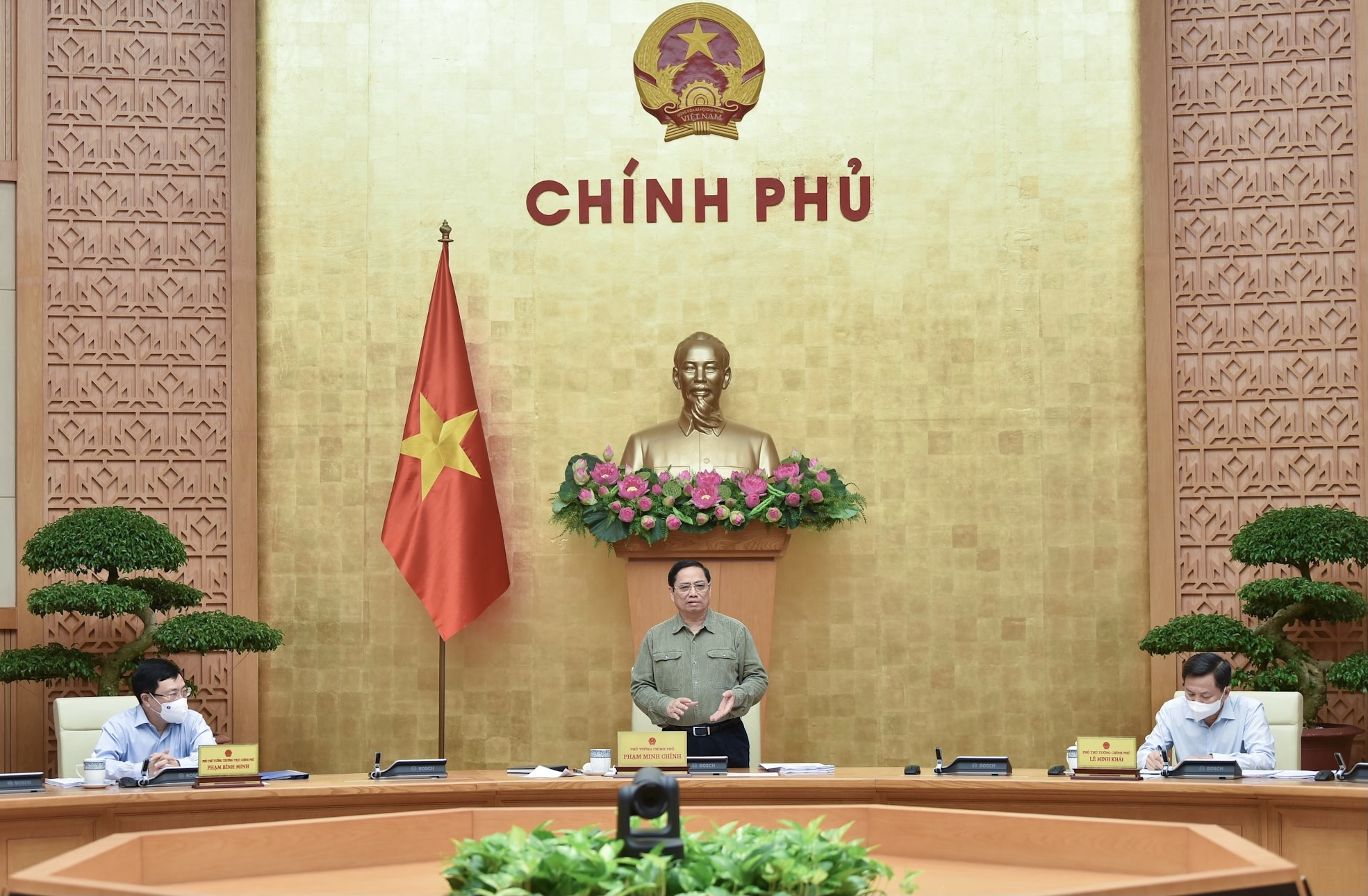 Thủ tướng Phạm Minh Chính phát biểu tại phiên họp - Ảnh: VGP
