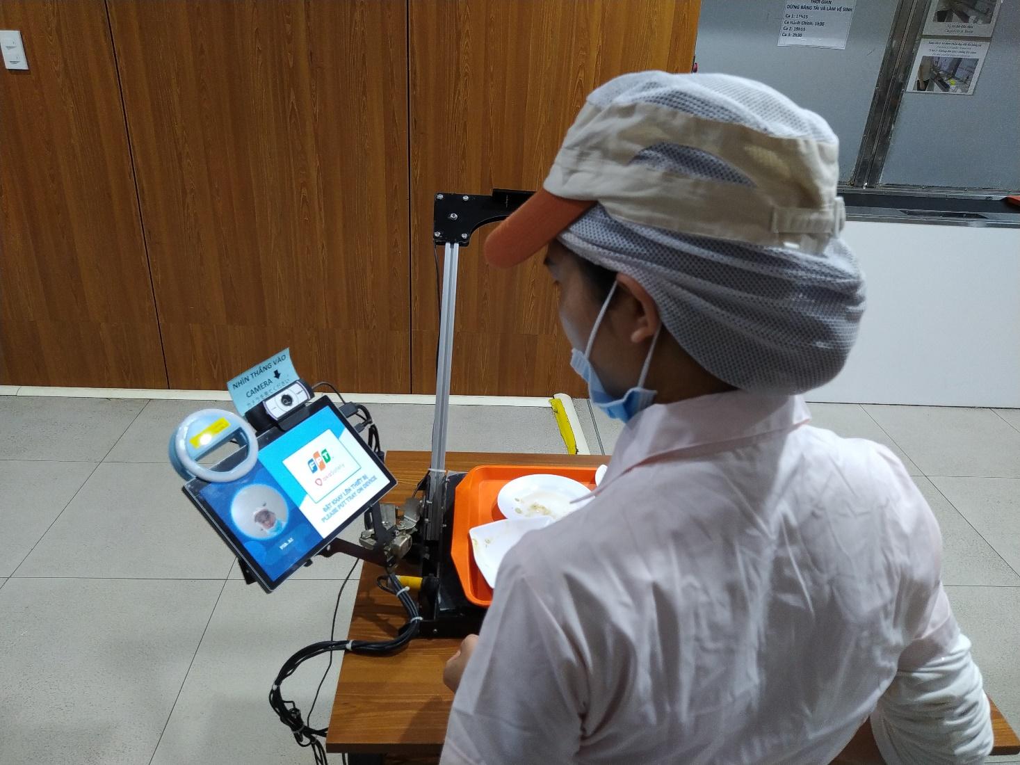 Thiết bị tích hợp giải pháp akaCAM đặt tại carteen của Denso Việt Nam.