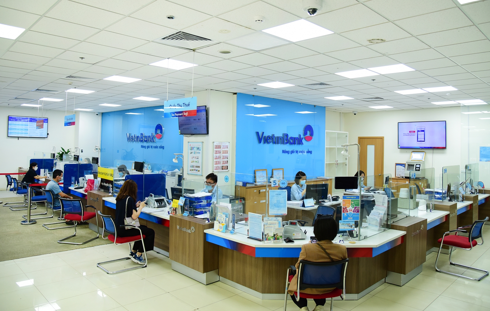 Quy m&ocirc; v&agrave; hiệu quả của VietinBank tăng trưởng t&iacute;ch cực, thực chất.