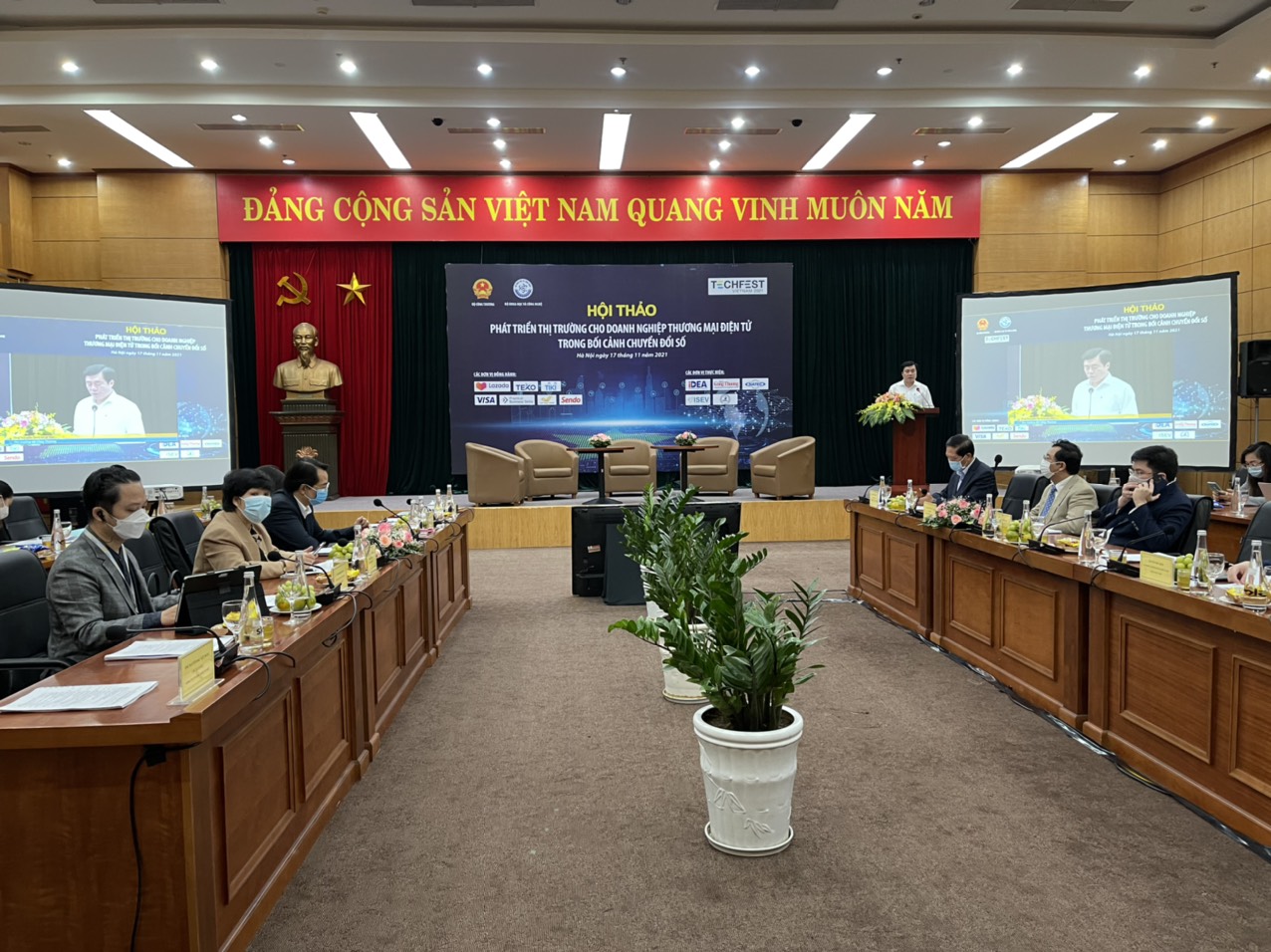 Hội thảo “PG88 hơn 2,1 triệu thành viên Thị trường cho 6Pg88.con độc quyền mỗi ngày PG88 Sòng bạc trực tuyến TOP 1 Việt Nam | Casino, Nổ Hũ Điện tử trong bối cảnh chuyển đổi số”