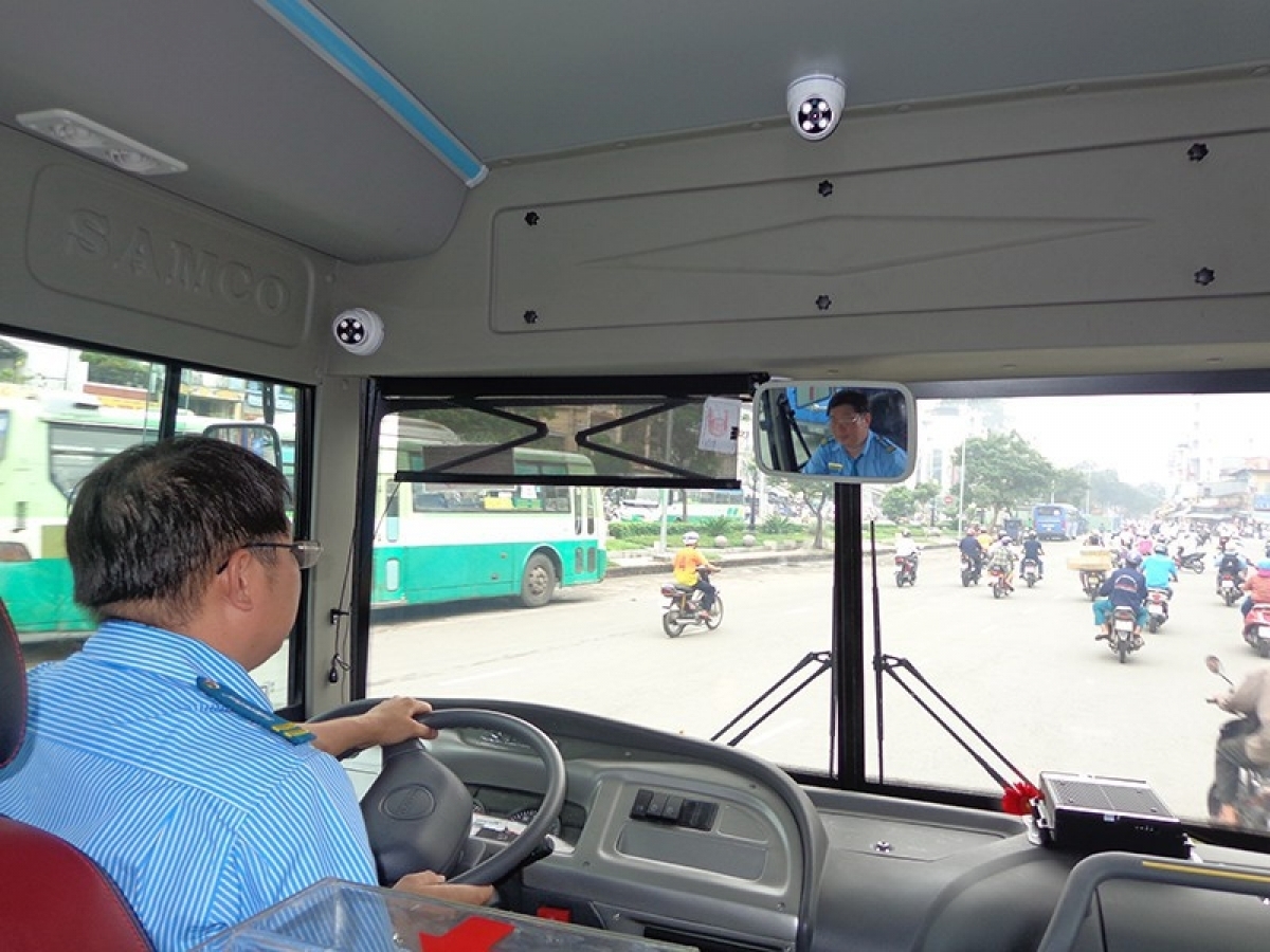 Xe vận tải hoàn thiện lắp camera giám sát trước ngày 31/12 để giám sát lái xe và phòng chống dịch Covid.