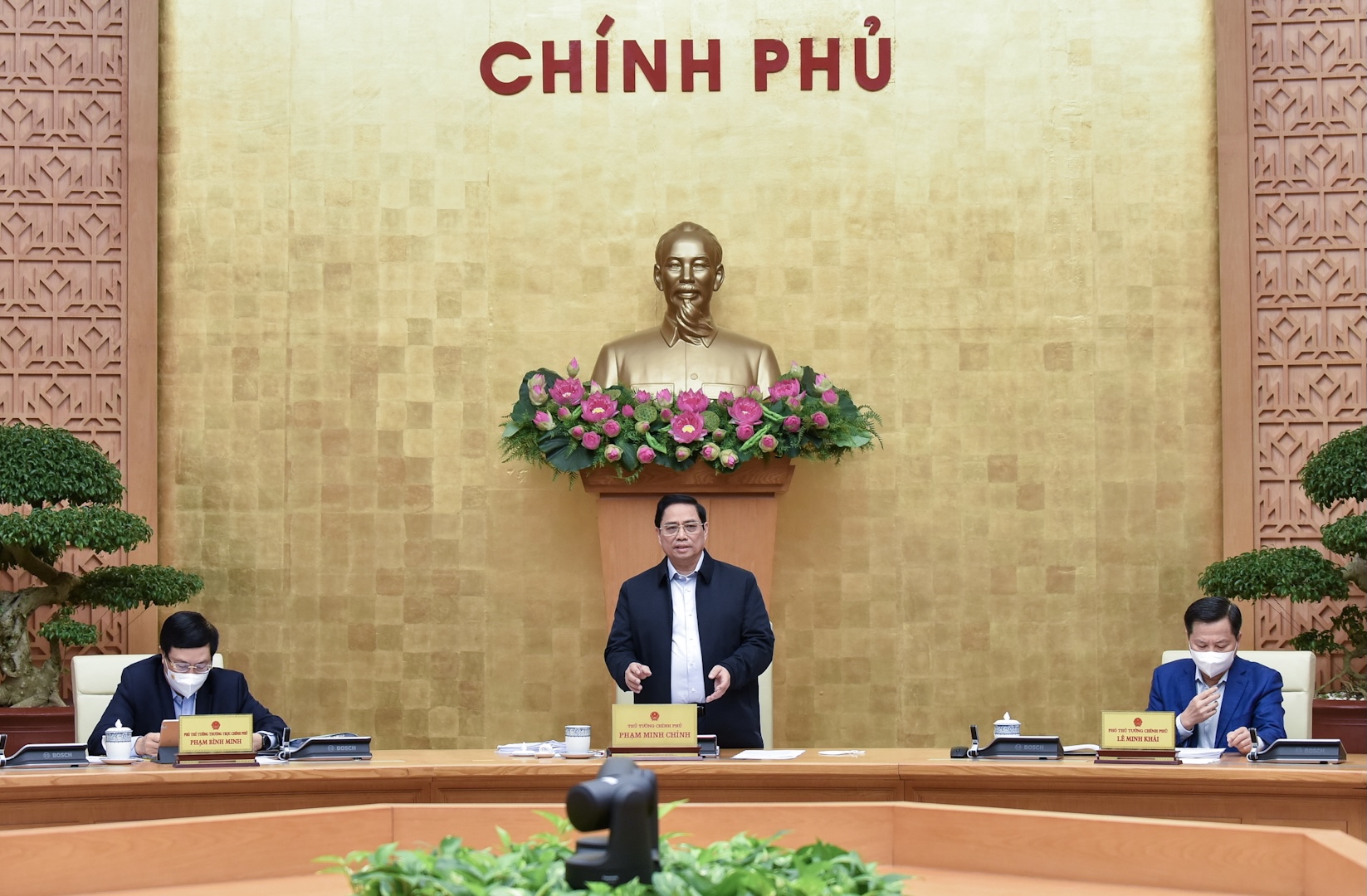 Thủ tướng ph&aacute;t biểu tại phien họp - Ảnh: VGP