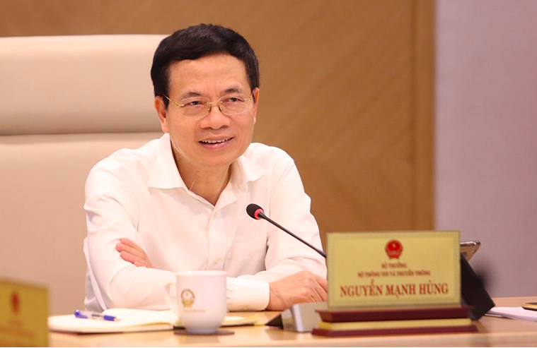 Bộ trưởng Nguyễn Mạnh H&ugrave;ng.