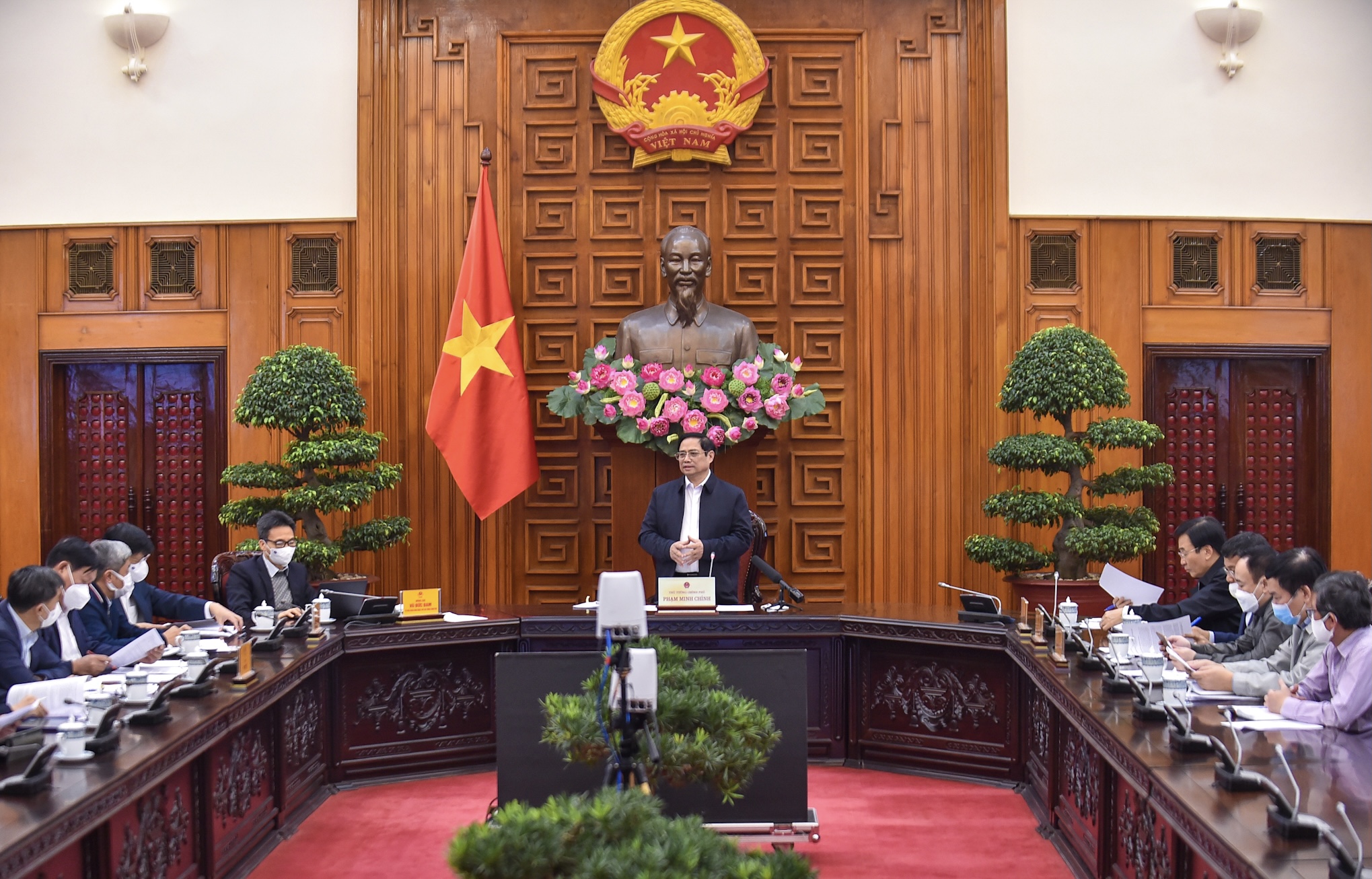 To&agrave;n cảnh cuộc họp - Ảnh: VGP
