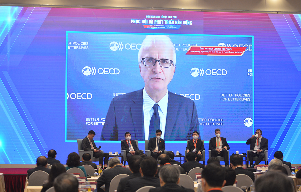 &Ocirc;ng Patrick Lenain - Ph&oacute; Vụ trưởng, Vụ Link Trang Chủ PG88.Com Mới #2026, Tổ chức Hợp t&aacute;c v&agrave; Ph&aacute;t triển Link Trang Chủ PG88.Com Mới #2026 (OECD) ph&aacute;t biểu tại phi&ecirc;n thảo luận to&agrave;n thể - Ảnh: Quochoi.vn