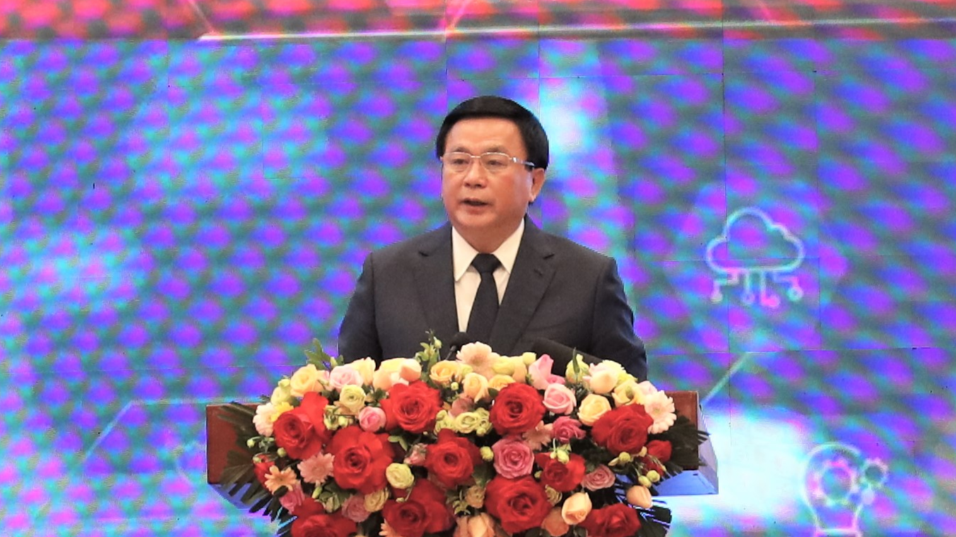 Chủ tịch Hội đồng Lý luận Trung ương: Chuyển từ “nhiều chạm” sang “ít chạm”, giúp giải nén dân cư đô thị