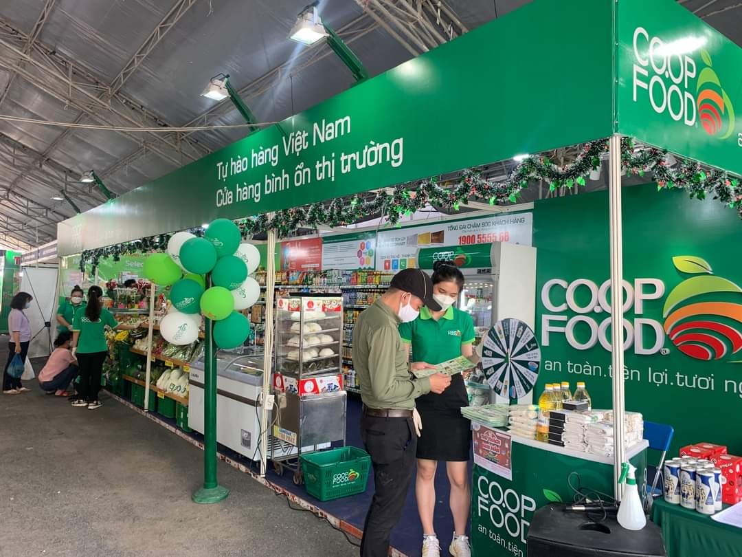 Nh&oacute;m h&agrave;ng h&oacute;a tham gia thị trường Tết Nguy&ecirc;n đ&aacute;n Nh&acirc;m Dần 2022 chủ yếu l&agrave; h&agrave;ng Việt v&agrave; sản phẩm sản xuất trong nước.