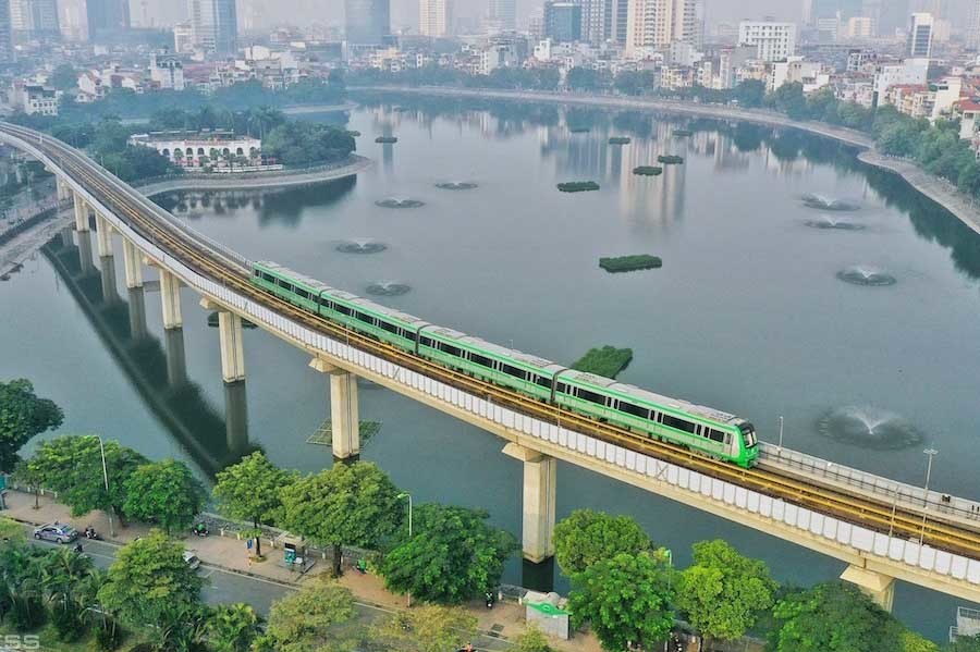 Tàu điện đang thu hút tương đối tốt hành khách Hà Nội