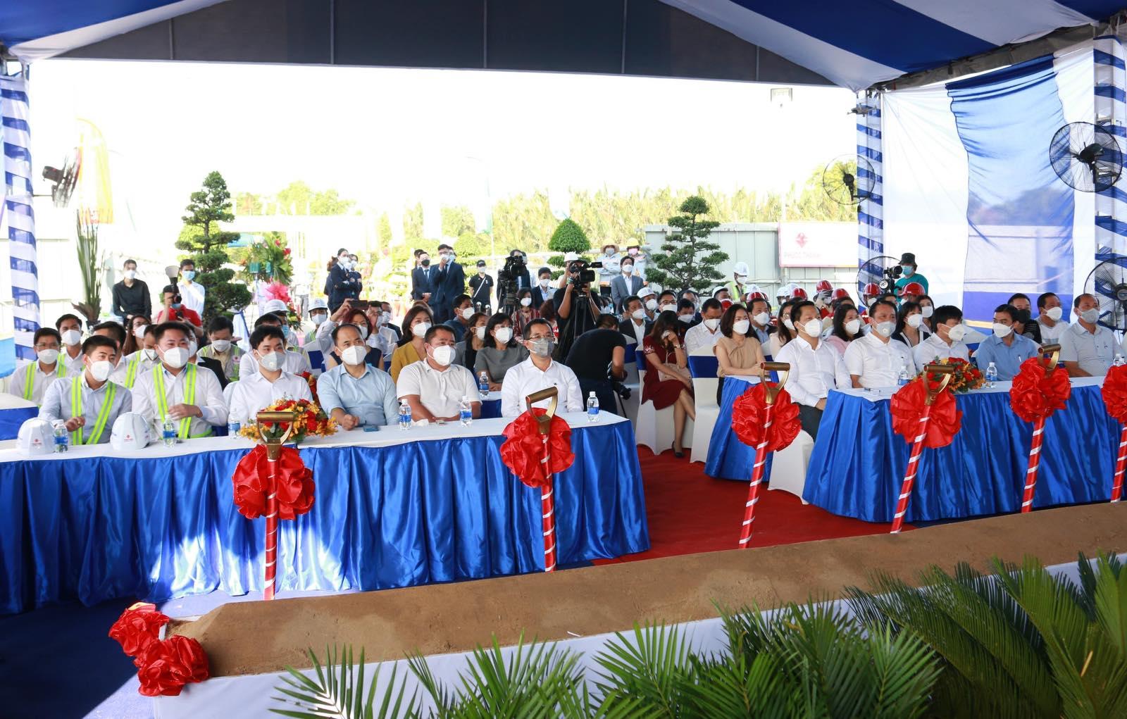 L&atilde;nh đạo th&agrave;nh phố Thủ Đức, l&atilde;nh đạo Sở X&acirc;y dựng Tp.HCM ghi nhận những nỗ lực của chủ Pg88vn Trang Chủ Chính Thức Điền Ph&uacute;c Th&agrave;nh trong qu&aacute; tr&igrave;nh ph&aacute;t triển đ&ocirc; thị của th&agrave;nh phố.