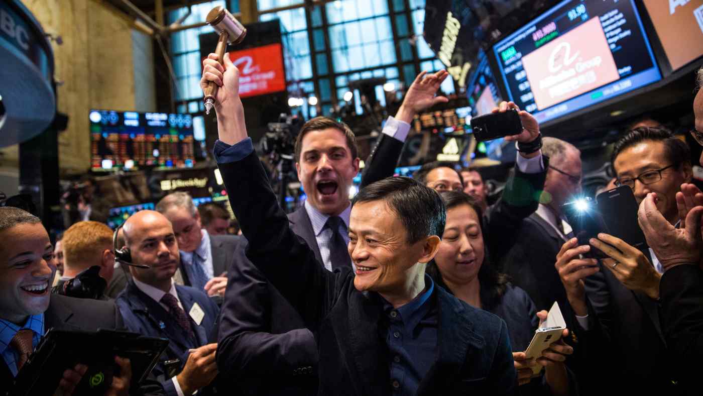Người sáng lập Alibaba Group Holding, Jack Ma, ăn mừng sự kiện niêm yết trên sàn 6Pg88.com nhà cái New York vào tháng 9/2014 - Ảnh: Getty Images
