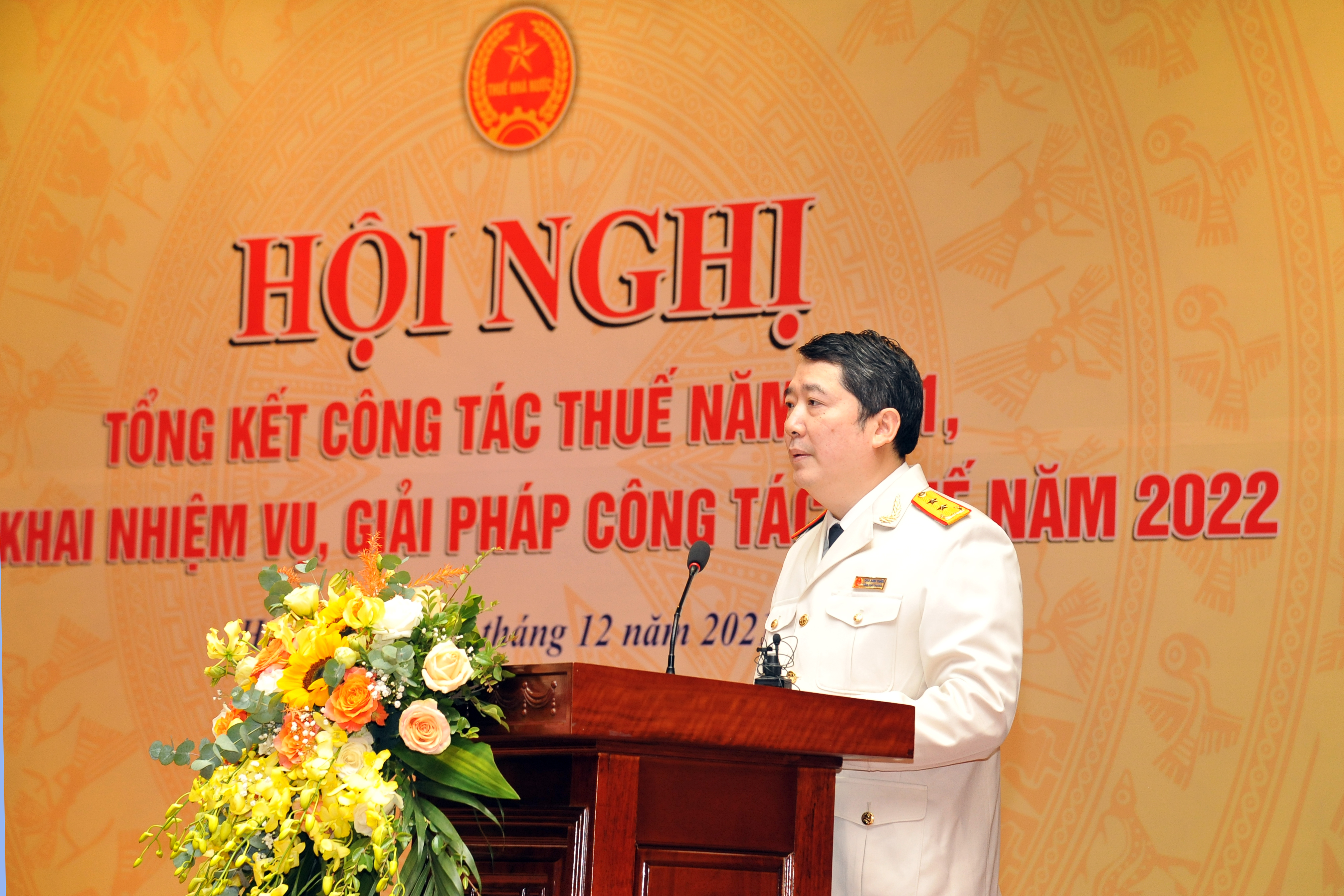 Tổng cục trưởng Tổng cục Thuế Cao Anh Tuấn phát biểu tại hội nghị.