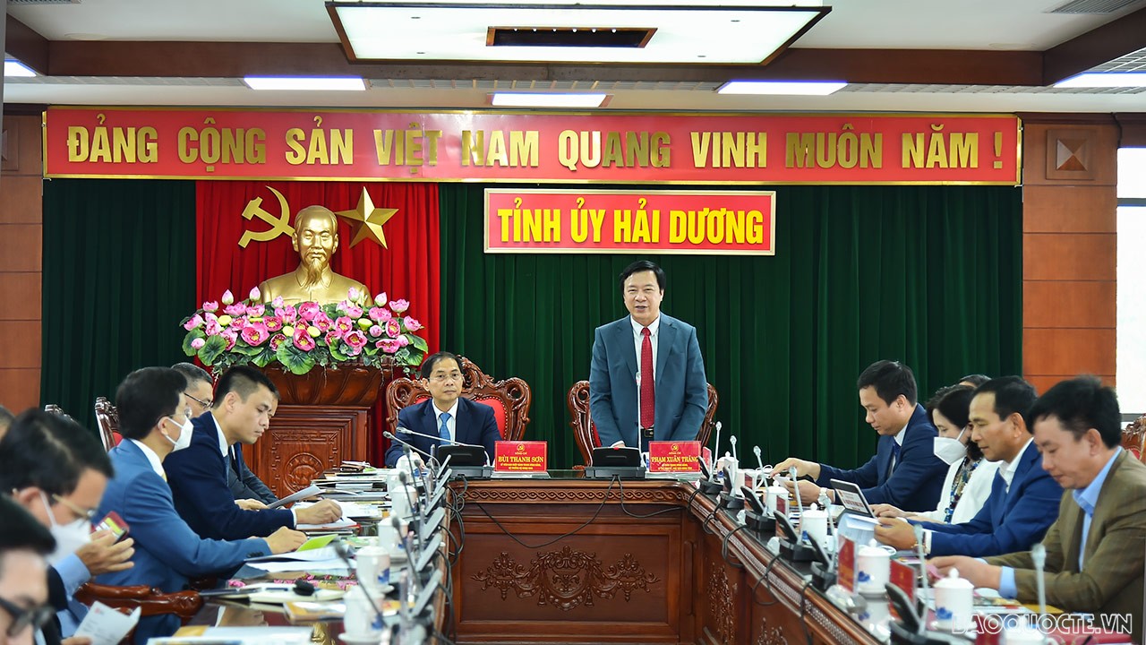 Bí thư Tỉnh ủy Hải Dương Phạm Xuân Thăng phát biểu tại buổi Pg88hi Thể Thao, Bóng Đá, Casino, Nổ Hũ, Xổ Số. Ảnh - Tuấn Anh. 