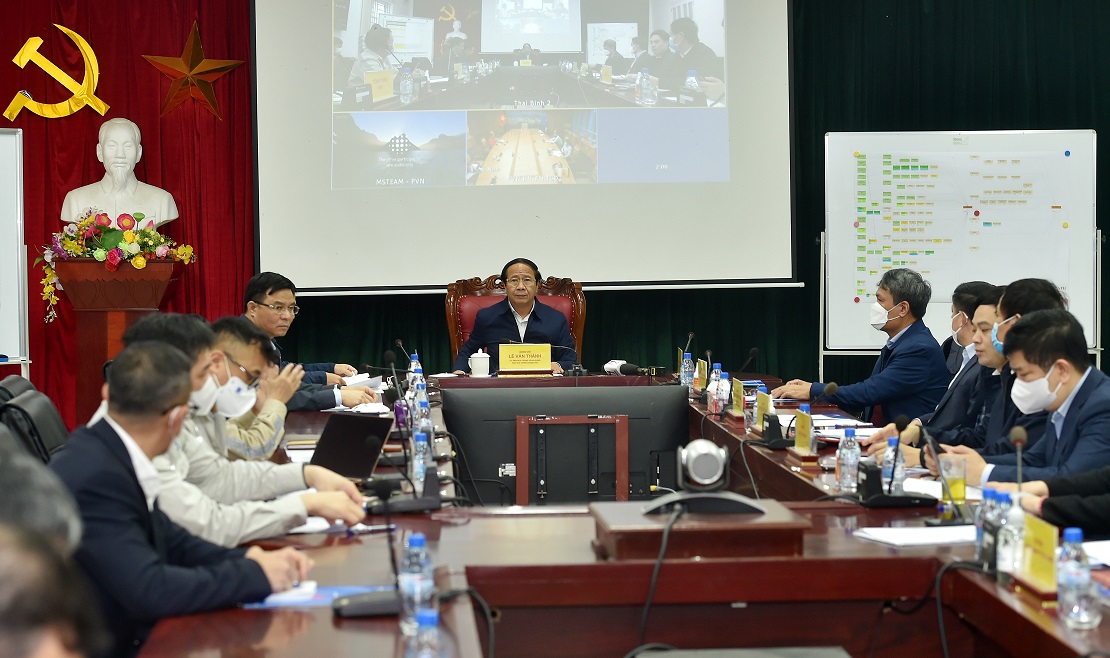 Phó Thủ tướng Lê Văn Thành chủ trì cuộc giao ban về tiến độ Link Trang Chủ PG88.Com Mới #2026 Nhà máy Nhiệt điện Thái Bình 2. Ảnh: VGP.