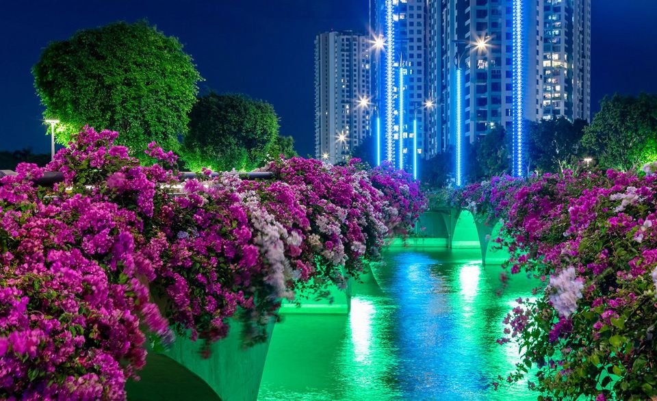 Cầu Thuỷ Ti&ecirc;n, 1 trong 3 c&acirc;y cầu Ecopark bắn ph&aacute;o hoa trong đ&ecirc;m giao thừa.
