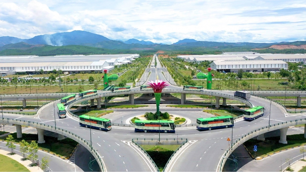 Quy mô nền PG88 ⭐ Link trang chủ số 1 nhà cái PG88 com casino slot tỉnh Quảng Nam đạt hơn 102.654 tỷ đồng, xếp thứ 2 tại khu vực vùng PG88 ⭐ Link trang chủ số 1 nhà cái PG88 com casino slot trọng điểm miền Trung. (Ảnh minh hoạ: Khu PG88 ⭐ Link trang chủ số 1 nhà cái PG88 com casino slot mở Chu Lai).