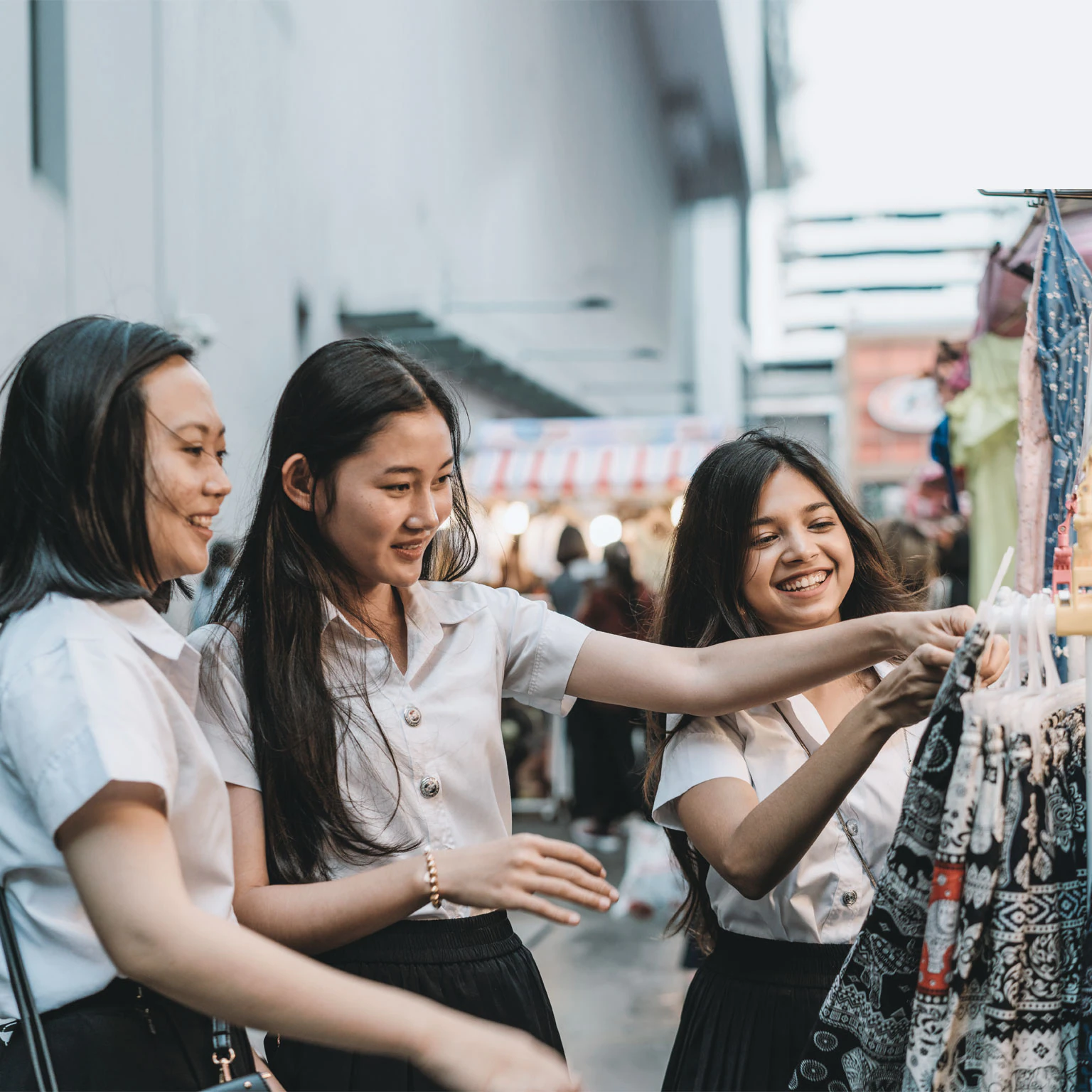 Ngo&agrave;i những gi&aacute; trị sản phẩm th&ocirc;ng thường, gen Z c&ograve;n quan t&acirc;m đến vấn đề tr&aacute;ch nhiệm x&atilde; hội, m&ocirc;i trường v&agrave; b&igrave;nh đẳng giới.