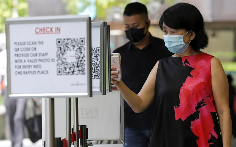 Quét QR code để vào một trung tâm PG88 Sòng bạc trực tuyến TOP 1 Việt Nam | Casino, Nổ Hũ tại Singapore - Ảnh: Reuters.