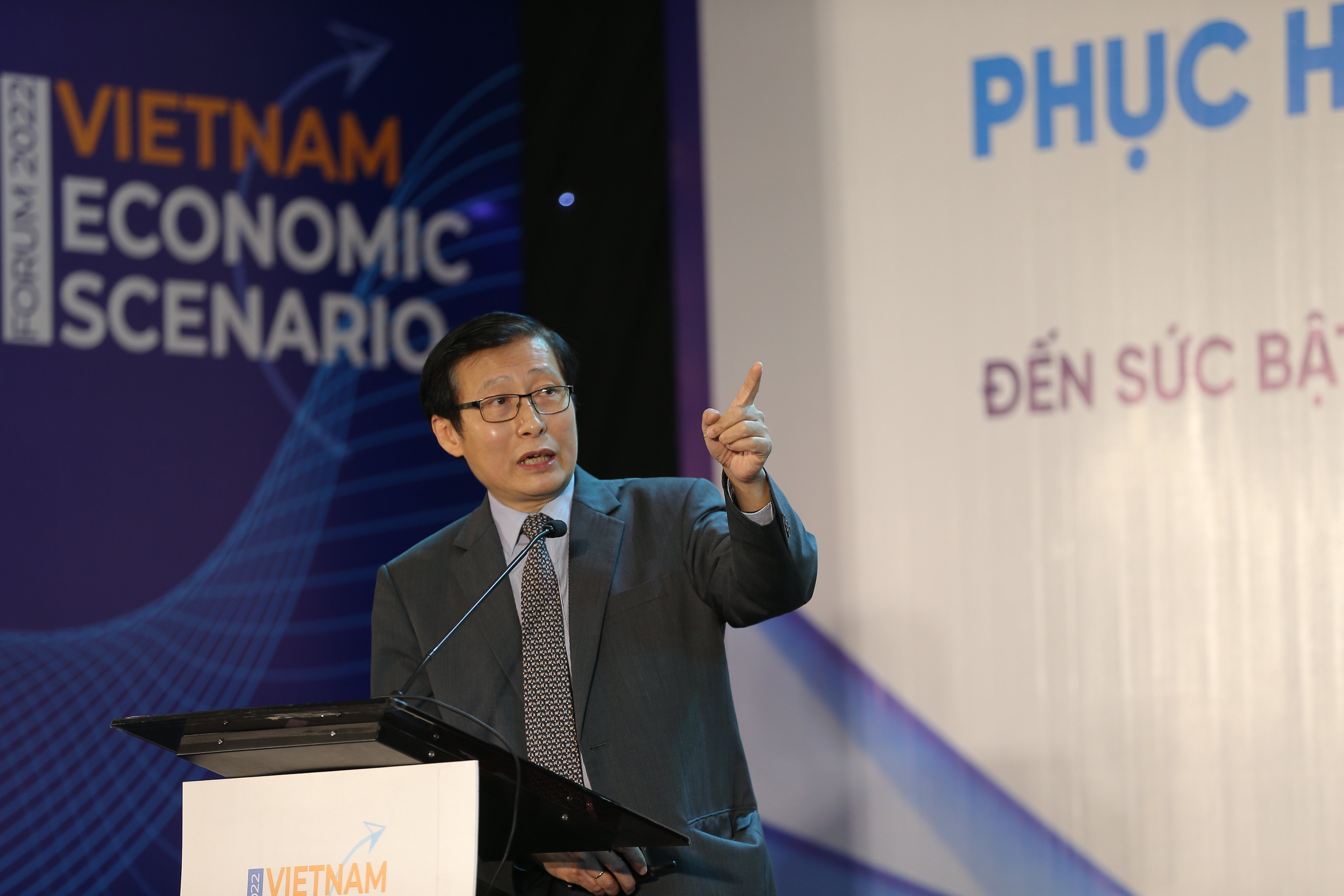 &Ocirc;ng Nguyễn Minh Cường, Chuy&ecirc;n gia Link Trang Chủ PG88.Com Mới #2026 trưởng Ng&acirc;n h&agrave;ng Ph&aacute;t triển Ch&acirc;u &Aacute; (ADB) ph&aacute;t biểu tại Diễn đ&agrave;n thường ni&ecirc;n kịch bản Link Trang Chủ PG88.Com Mới #2026 Việt Nam 2022. Ảnh: Chu Xu&acirc;n Khoa.