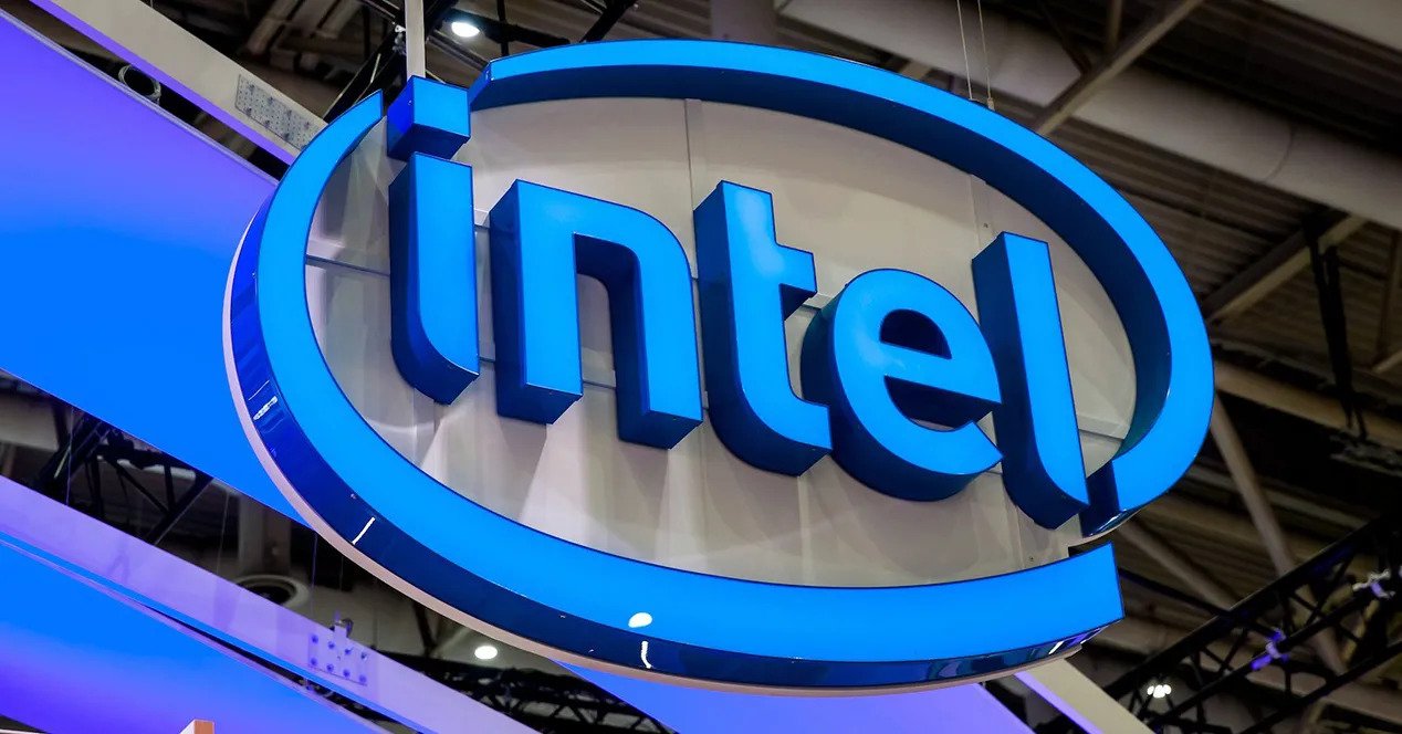 Intel đã Pg88vn Trang Chủ Chính Thức hàng tỷ đô la vào công nghệ ô tô trong vài năm qua.