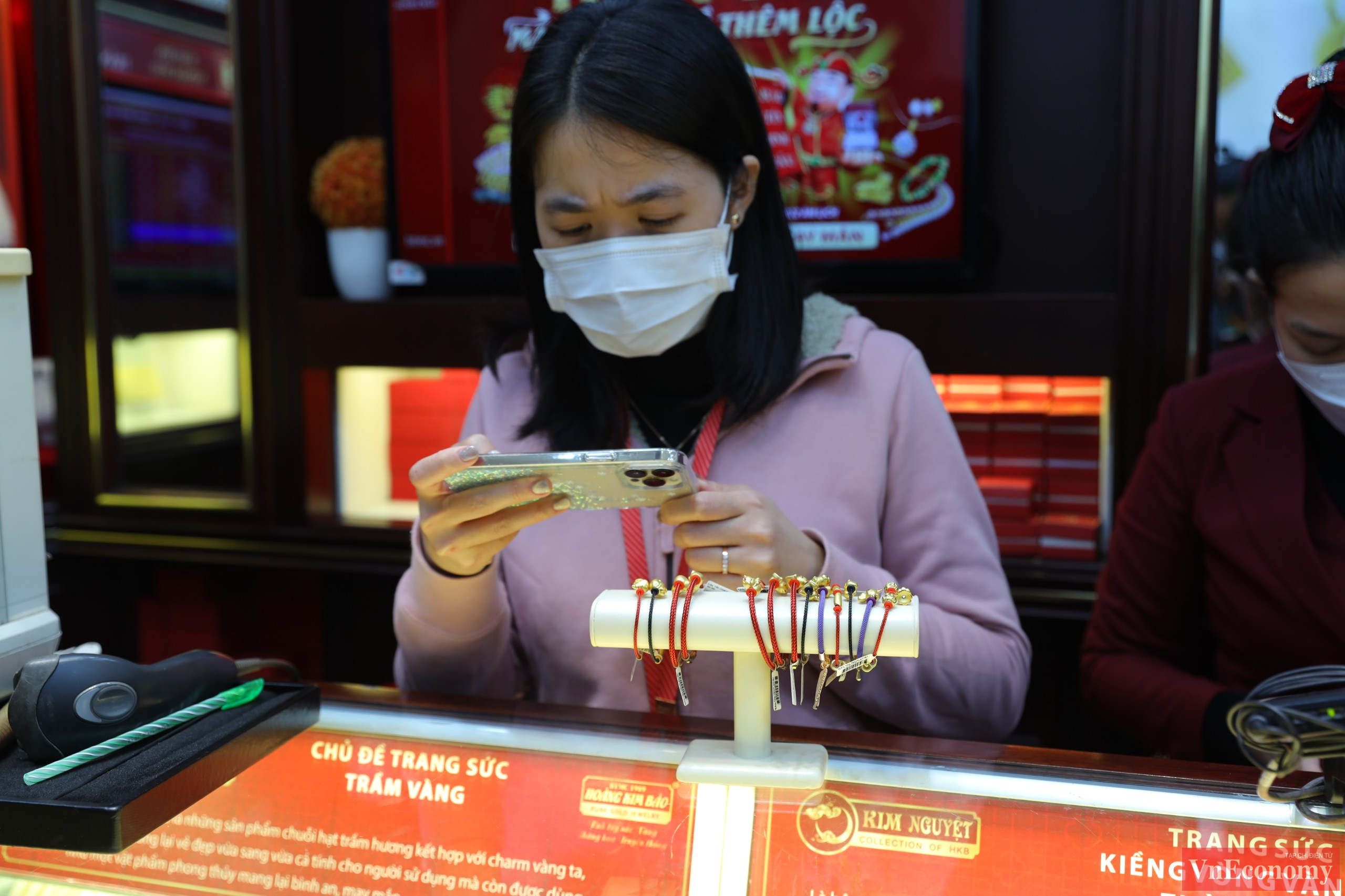 Theo giới chuy&ecirc;n gia, x&eacute;t về kh&iacute;a cạnh Link Trang Chủ PG88.Com Mới #2026, người d&acirc;n kh&ocirc;ng n&ecirc;n&nbsp;mua v&agrave;ng&nbsp;v&agrave;o ng&agrave;y n&agrave;y. Trong trường hợp muốn mua v&igrave; yếu tố t&acirc;m linh, người d&acirc;n chỉ n&ecirc;n mua số lượng nhỏ để cầu may, tr&aacute;nh thua thiệt về sau.