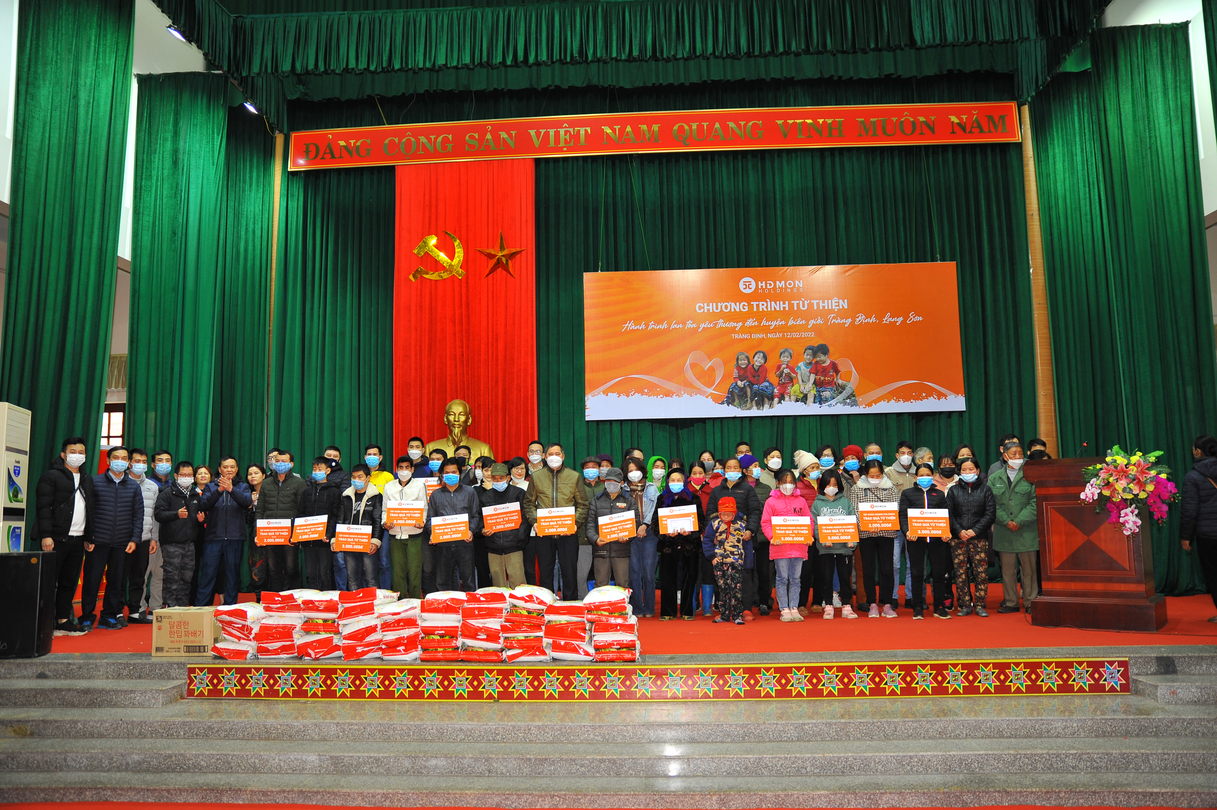 Chương trình thiện nguyện đầy ý nghĩa của Tập đoàn HDMon Holdings