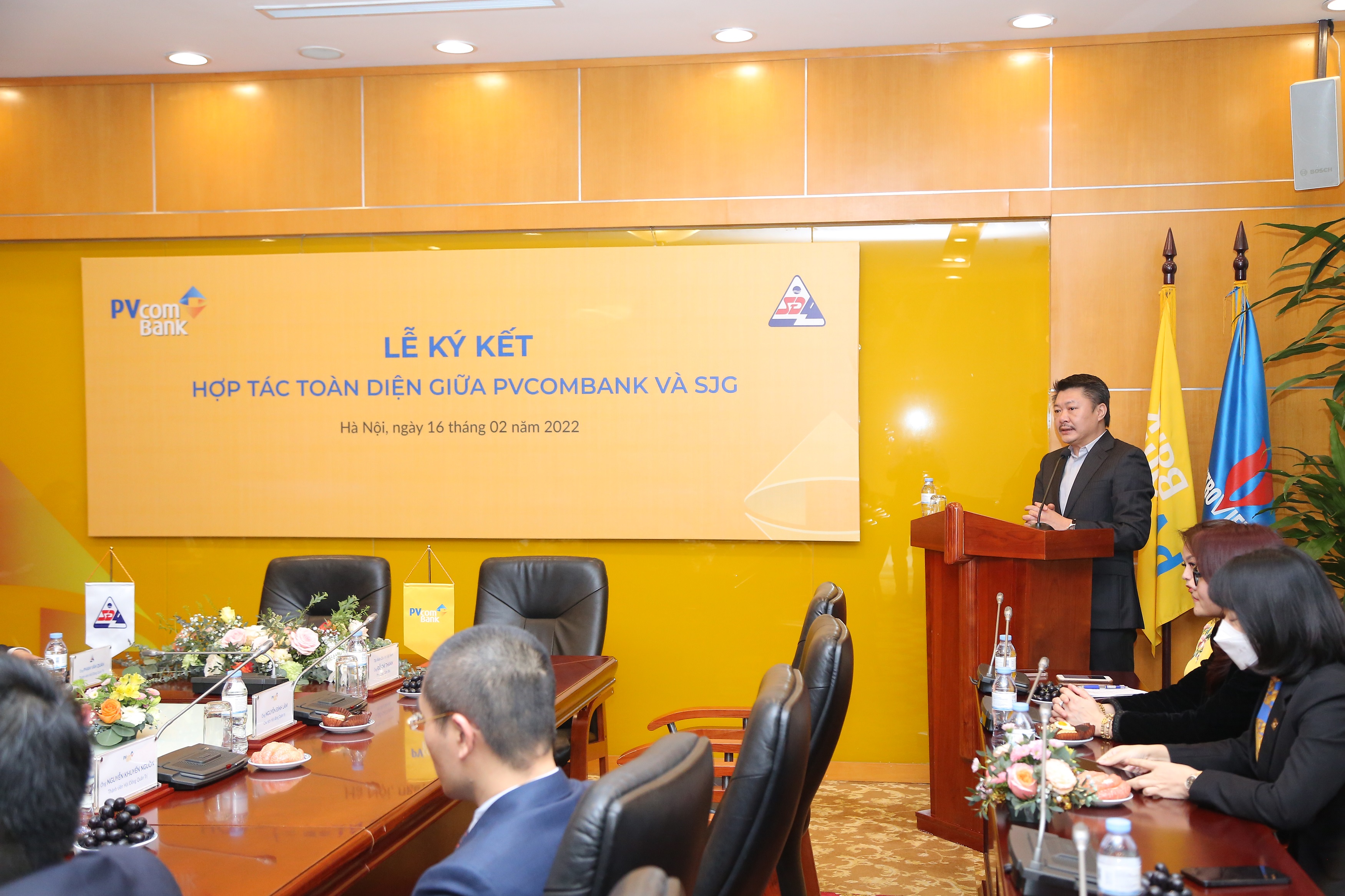 &Ocirc;ng Nguyễn Đ&igrave;nh L&acirc;m, Chủ tịch Hội đồng Quản trị PVcomBank nhấn mạnh: PVcomBank sẵn s&agrave;ng hỗ trợ, ưu ti&ecirc;n nguồn lực của m&igrave;nh cho c&aacute;c dự &aacute;n của Tổng C&ocirc;ng ty S&ocirc;ng Đ&agrave;