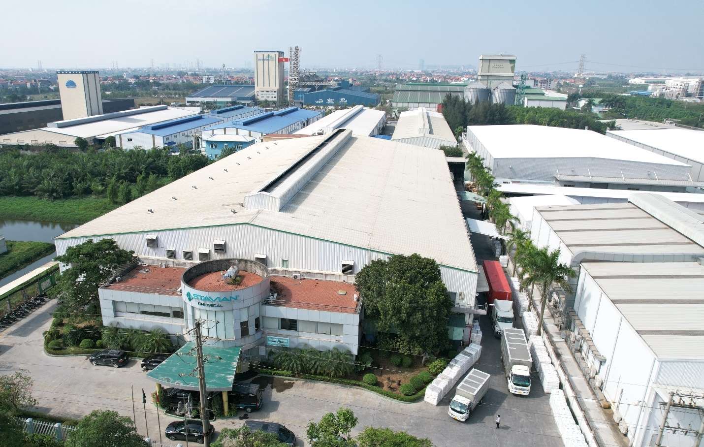 Stavian H&oacute;a chất l&agrave; một trong những nh&agrave; sản xuất bao b&igrave; nhựa sinh học tự hủy lớn nhất tại Việt Nam.