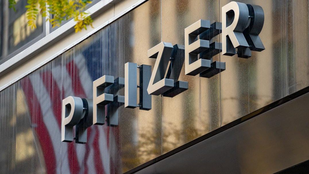 Pfizer đ&atilde; n&acirc;ng dự b&aacute;o sản lượng năm 2022 đối với Paxlovid l&ecirc;n 120 triệu liệu tr&igrave;nh - Ảnh: Getty Images