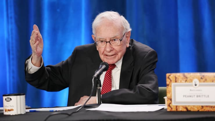 Warren Buffett - Ảnh: CNBC.