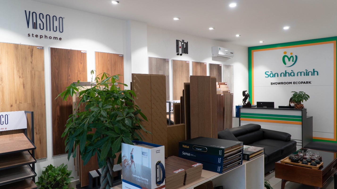 Sàn Nhà Mình đã khai trương showroom thứ ba
