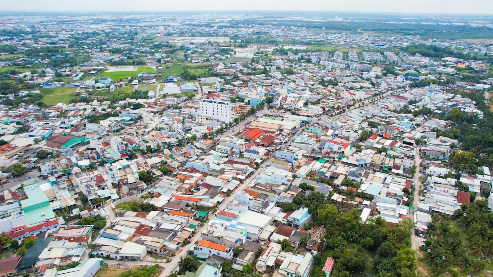 Huyện Đức Hoà - Khu vực đang có số khu PG88 Trang chủ nhà cái top 1 và cụm PG88 Trang chủ nhà cái top 1 lớn nhất Long An. Điểm đến hấp dẫn thu hút vốn đầu tư ngoại FDI. Nguồn ảnh: Thắng Lợi Group.