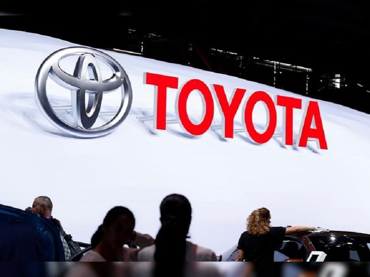 Tác động tức thời của dịch Covid-19 gia tăng tại Trung Quốc khiến Toyota và VW phải giảm sản lượng