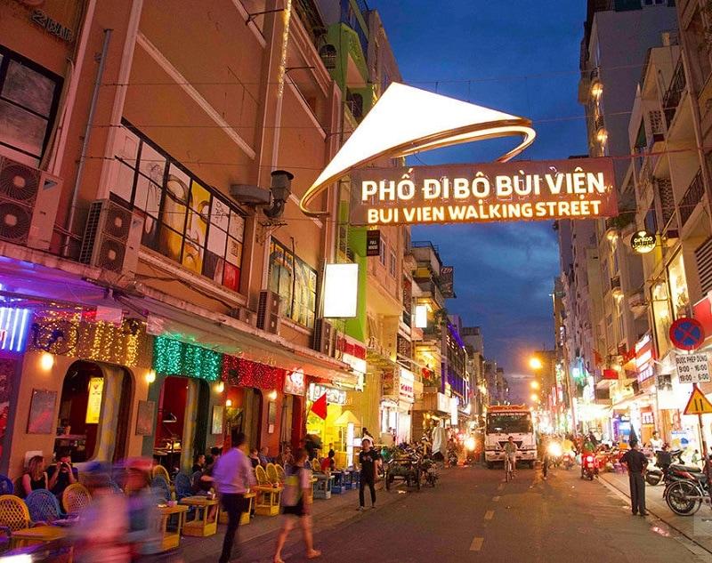 Các tuyến phố PG88 Sòng bạc trực tuyến TOP 1 Việt Nam | Casino, Nổ Hũ trung tâm không chỉ giải quyết nhu cầu vui chơi, tái tạo năng lượng của cư dân địa phương mà còn là “gà đẻ trứng vàng” cho gia chủ.