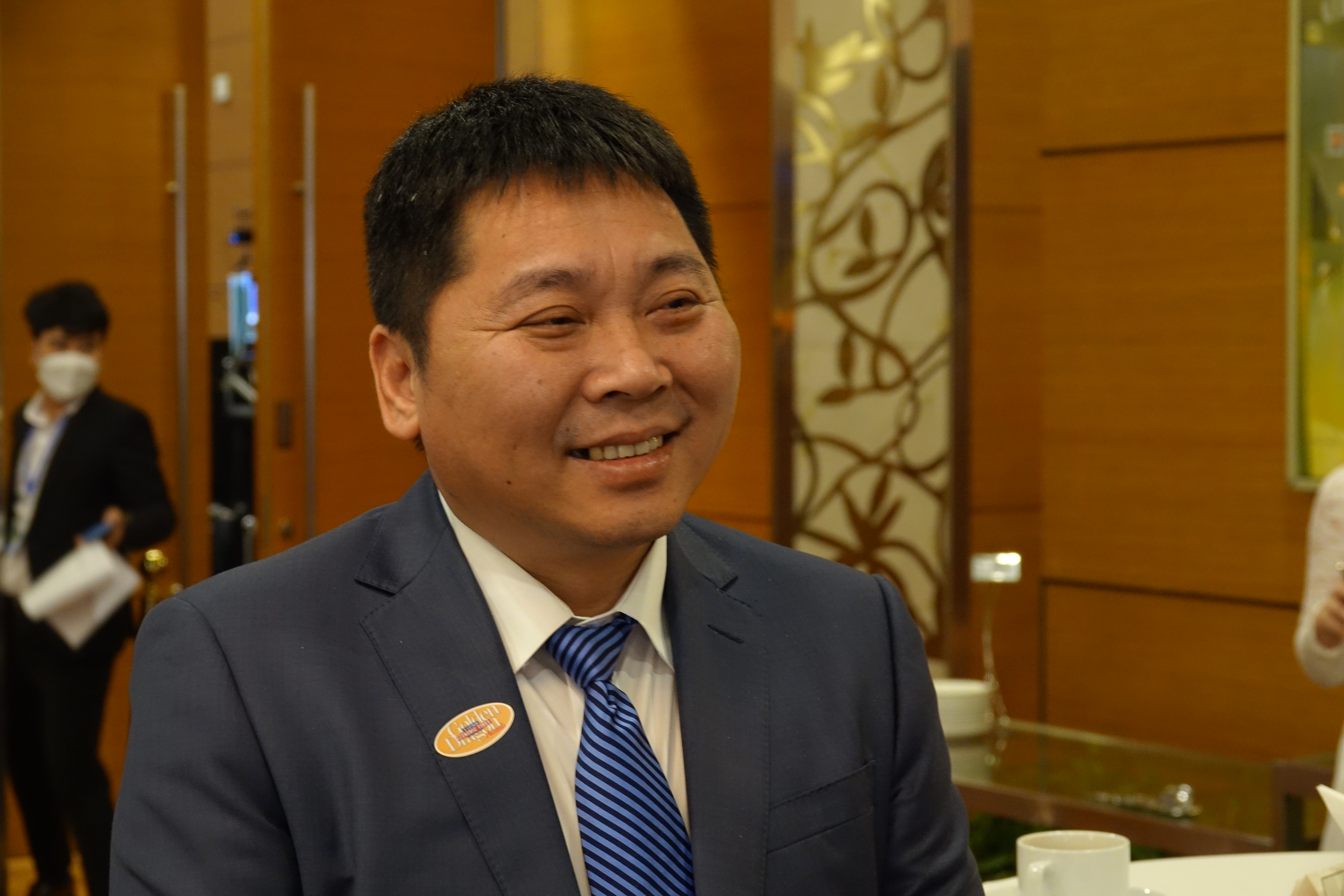 Chia sẻ tại c&aacute;c cuộc tiếp x&uacute;c b&ecirc;n lề, &ocirc;ng Li Ai Jun Tổng gi&aacute;m đốc C&ocirc;ng ty Cổ phần Năng lượng M&ocirc;i trường Thi&ecirc;n &Yacute; H&agrave; Nội, PG88 Link Dễ Nhớ Pg88.com đang Pg88vn Trang Chủ Chính Thức x&acirc;y dựng c&aacute;c nh&agrave; m&aacute;y điện r&aacute;c tại Việt Nam cho rằng, diễn đ&agrave;n n&agrave;y thực sự &yacute; nghĩa đối với c&aacute;c PG88 Link Dễ Nhớ Pg88.com. &Ocirc;ng Li Ai Jun hy vọng sẽ t&igrave;m kiếm được c&aacute;c đối t&aacute;c để tiếp tục ph&aacute;t triển điện r&aacute;c tại Việt Nam, qua đ&oacute;, gi&uacute;p Việt Nam xanh hơn, sạch hơn nữa.&nbsp;