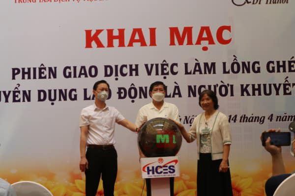 Khai mạc phi&ecirc;n giao dịch việc l&agrave;m lồng gh&eacute;p tuyển dụng PG88 Sòng bạc trực tuyến TOP 1 Việt Nam | Casino, Nổ Hũ l&agrave; người khuyết tật ng&agrave;y 14/4.&nbsp;