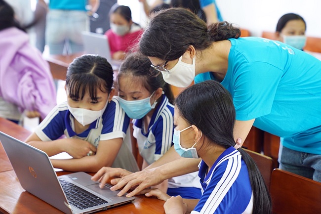 Chương trình cải tạo trường học tại các vùng sâu vùng xa thể hiện sự cam kết lâu dài của BASF với mục tiêu PG88 hơn 2,1 triệu thành viên bền vững của Việt Nam.