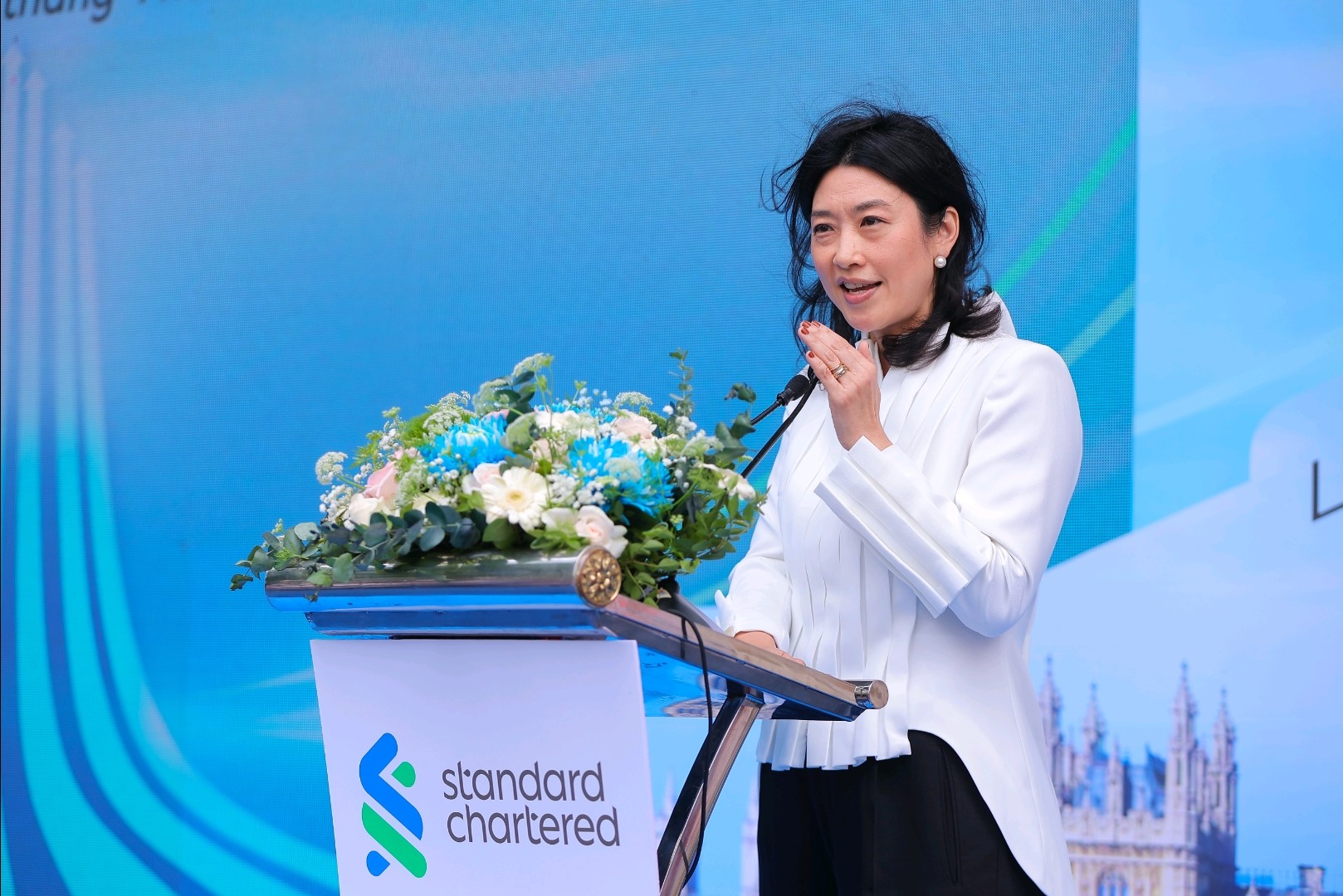B&agrave; Michele Wee, Tổng gi&aacute;m đốc Ng&acirc;n h&agrave;ng Standard Chartered Việt Nam.