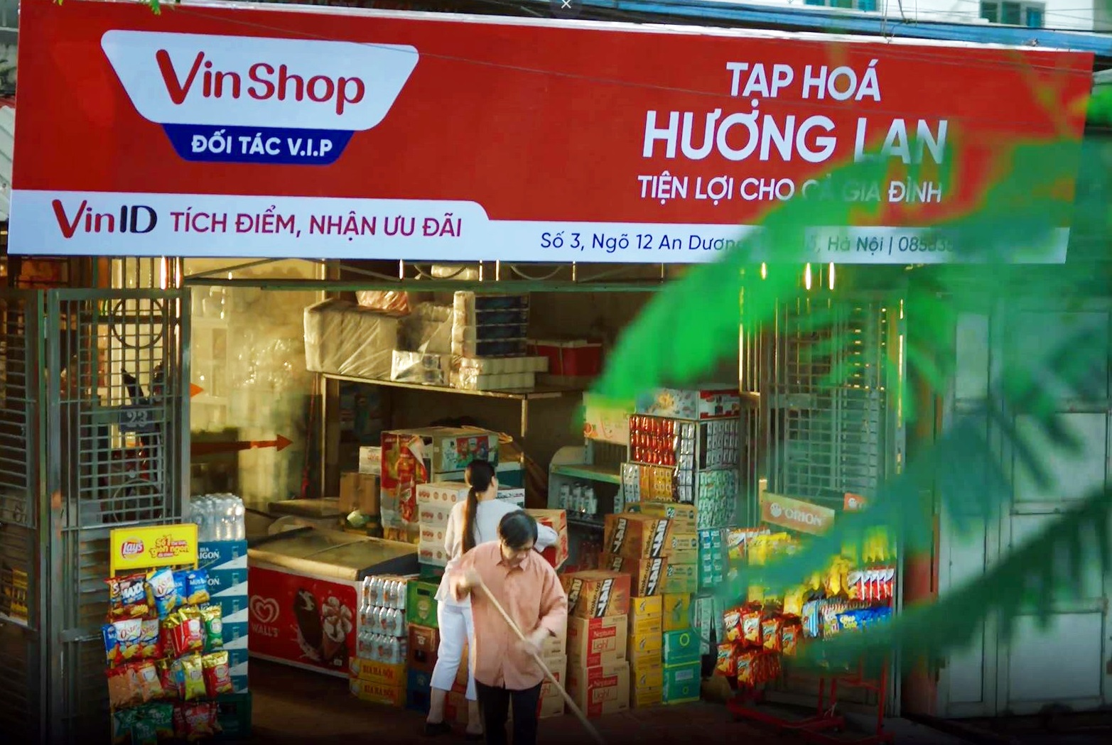 VinShop đưa nhiều c&ocirc;ng cụ c&ocirc;ng nghệ v&agrave; giải ph&aacute;p t&agrave;i ch&iacute;nh gi&uacute;p tạp h&oacute;a tăng thu nhập.