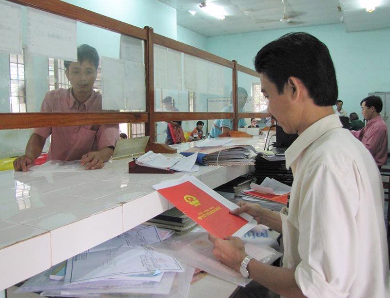 Tổng cục Thuế chỉ đạo trường hợp phát hiện rủi ro khai "gian" giá chuyển nhượng nhà đất sẽ thanh tra, kiểm tra sau này.
