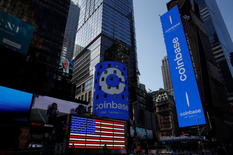 Coinbase từng c&oacute; thương IPO bom tấn khi l&ecirc;n s&agrave;n chứng kho&aacute;n v&agrave;o th&aacute;ng 4/2021 - Ảnh: Reuters