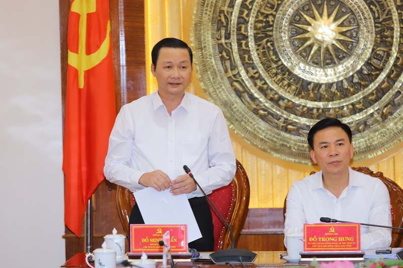 &Ocirc;ng Đỗ Minh Tuấn, Chủ tịch UBND tỉnh Thanh H&oacute;a ph&aacute;t biểu tại buổi gặp mặt.